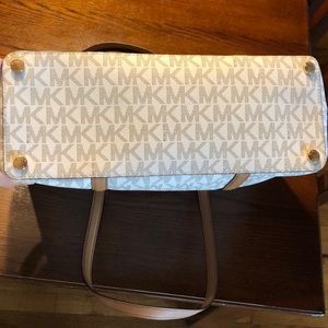 Michael Kors Bags - Michael Kors- large tote Michael Kors Bags - Michael Kors- large tote